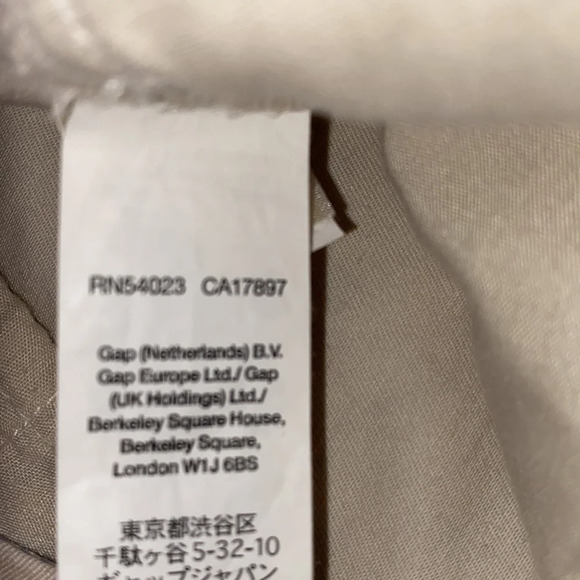 Khakis by Gap chino hot 4 inch tan shorts size 12 - Picture 6 of 7